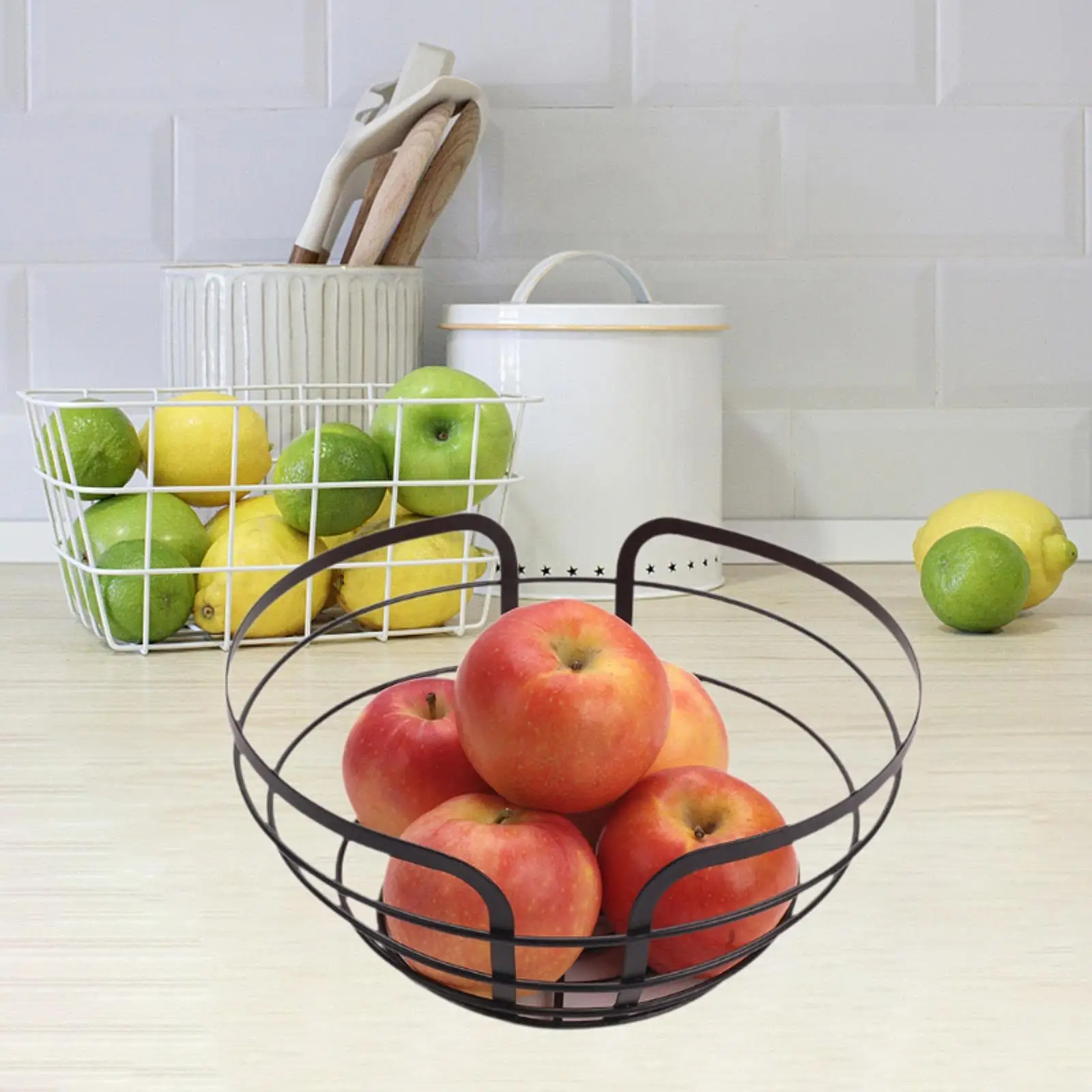 

Fruit Washing Drain Basket Iron Multi-scenario Rust Proof Fruit Holder Fruit Container for Coffee Table Party Catering Household