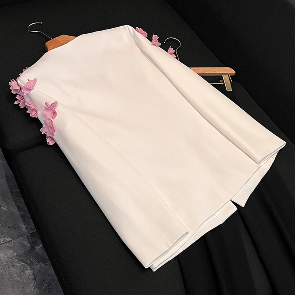 TWOTWINSTYLE Zoete Gesplitste Applicaties Blazers Voor Vrouwen V-hals Lange Mouw Lente Temperament Jas Vrouwelijke Mode Nieuwe KJA533232