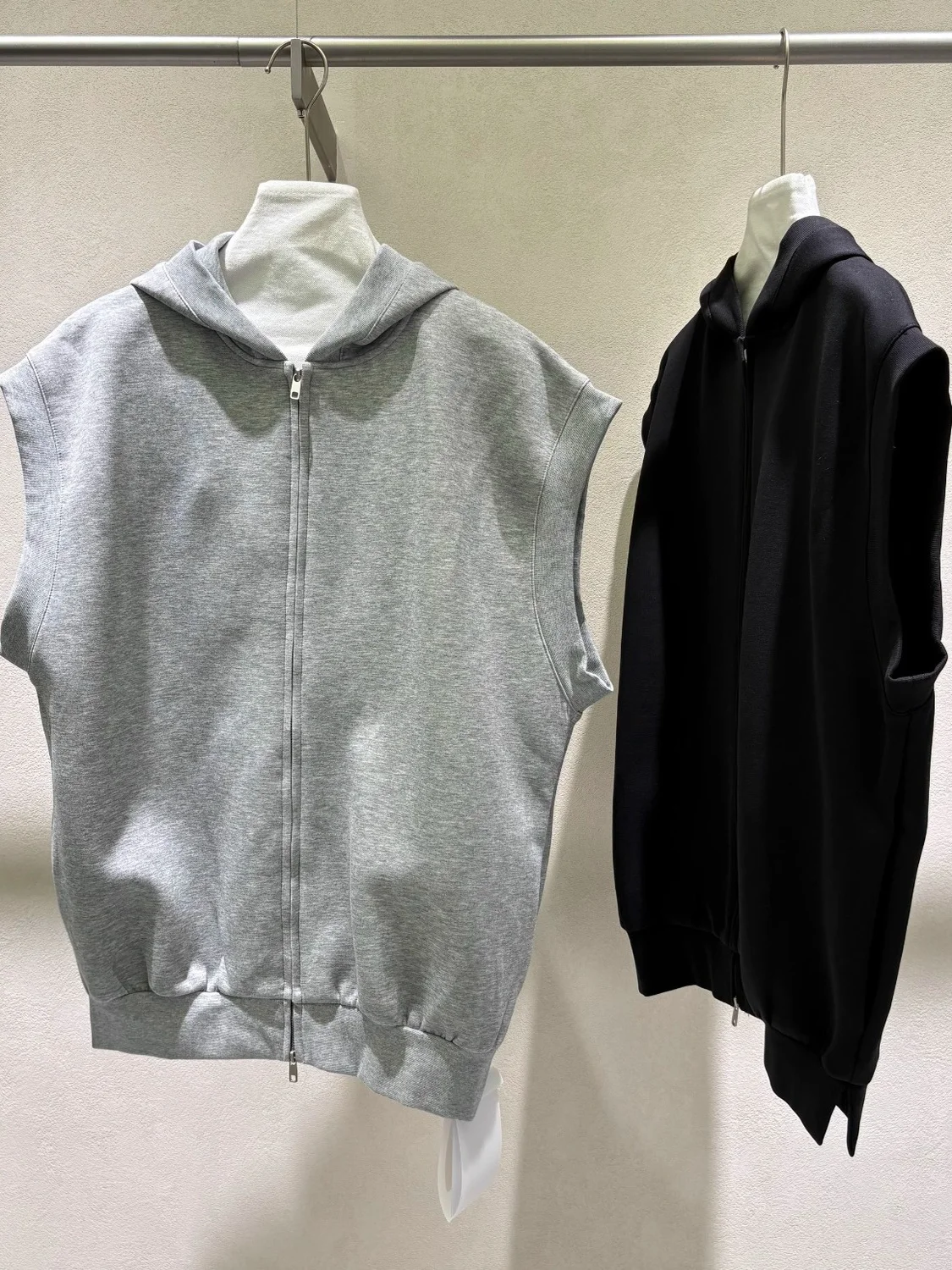 

Japanese Style Functional Color Zipper Hooded Vest Men's Summer Trendy Design Loose Sleeveless Shoulder Pad Jacket