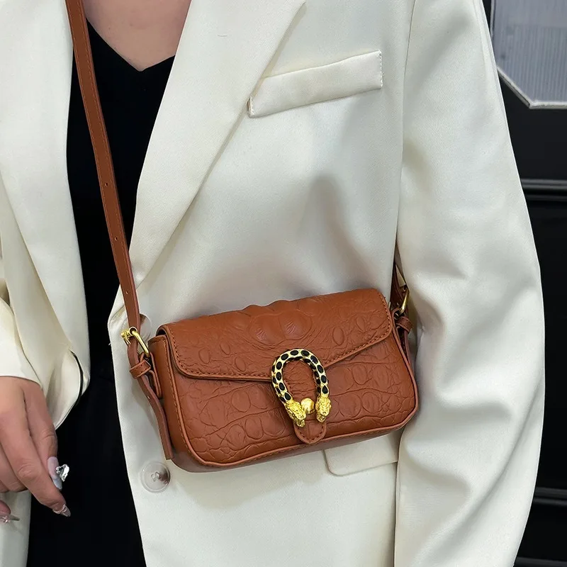 

Quilted Underarm Dionysus Bag, Women's Commuter Shoulder Purse, Day to Night Crossbody, Casual Sling Bag, Minimalist Leather Bag