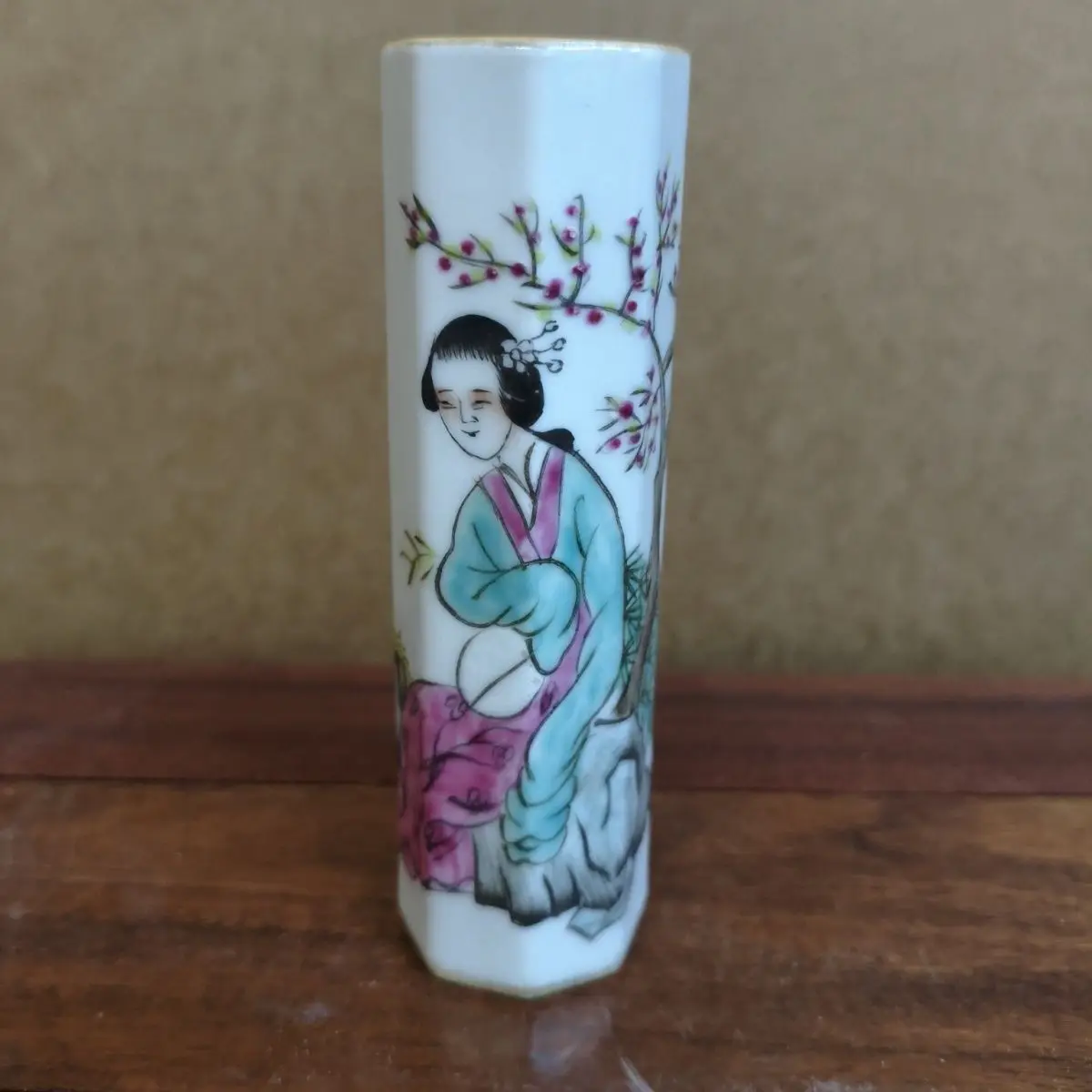 Vintage Octagonal Beauty Lady Incense Tube Decorative Box Chinese Antique Style Collectible Decoration Container