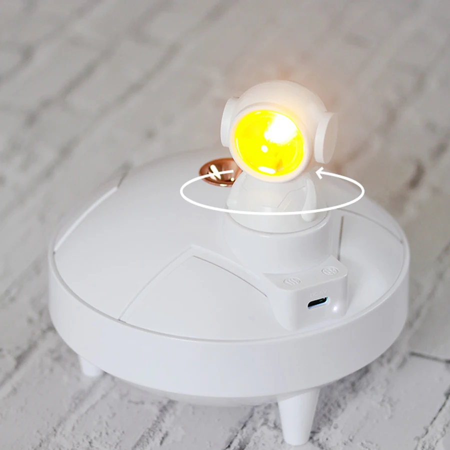 Sunset Lamp Astronaut Projectors Led USB Night Light Space Decoration Bedroom Mood Light Bulb Bedside Atomizer Humidifier