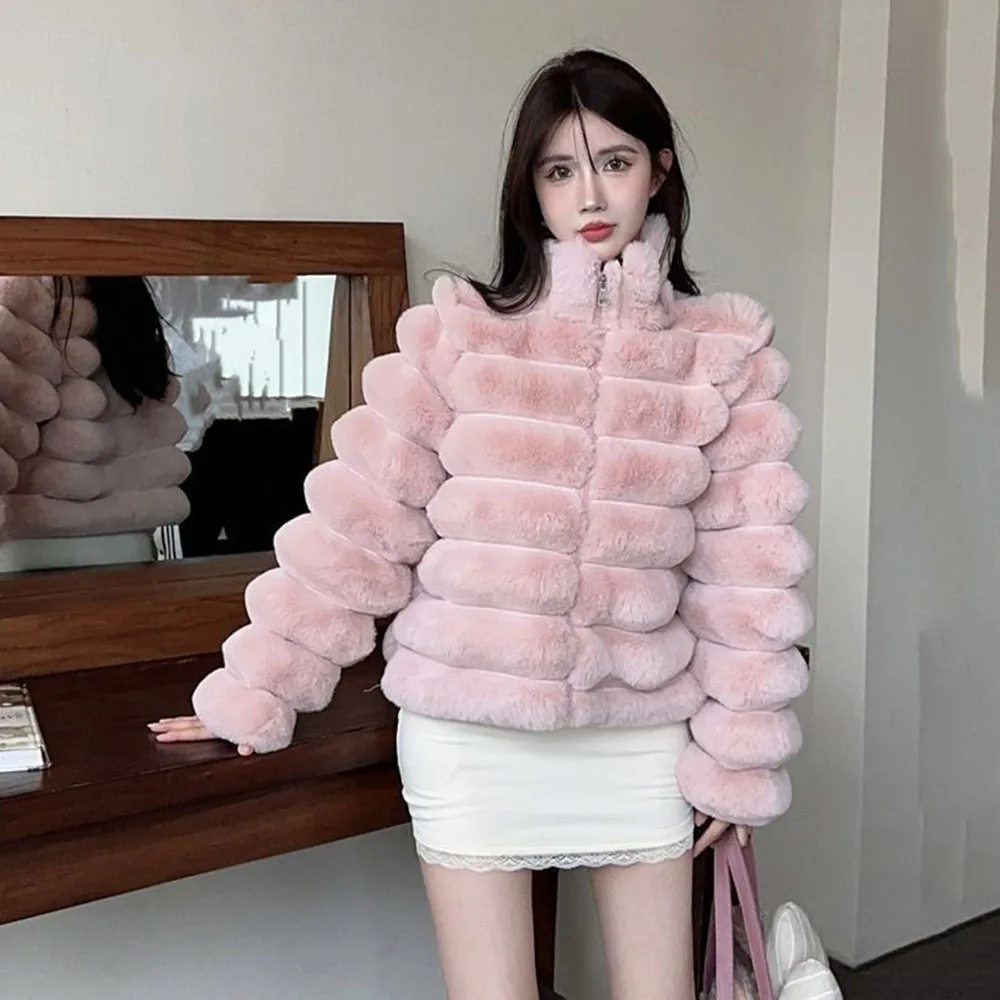 French Small Fragrance Fashion Ladies Fur Coat Temperament High-grade Pure Desire Wind Cute Slim Imitation Fur Short Coat Woman.