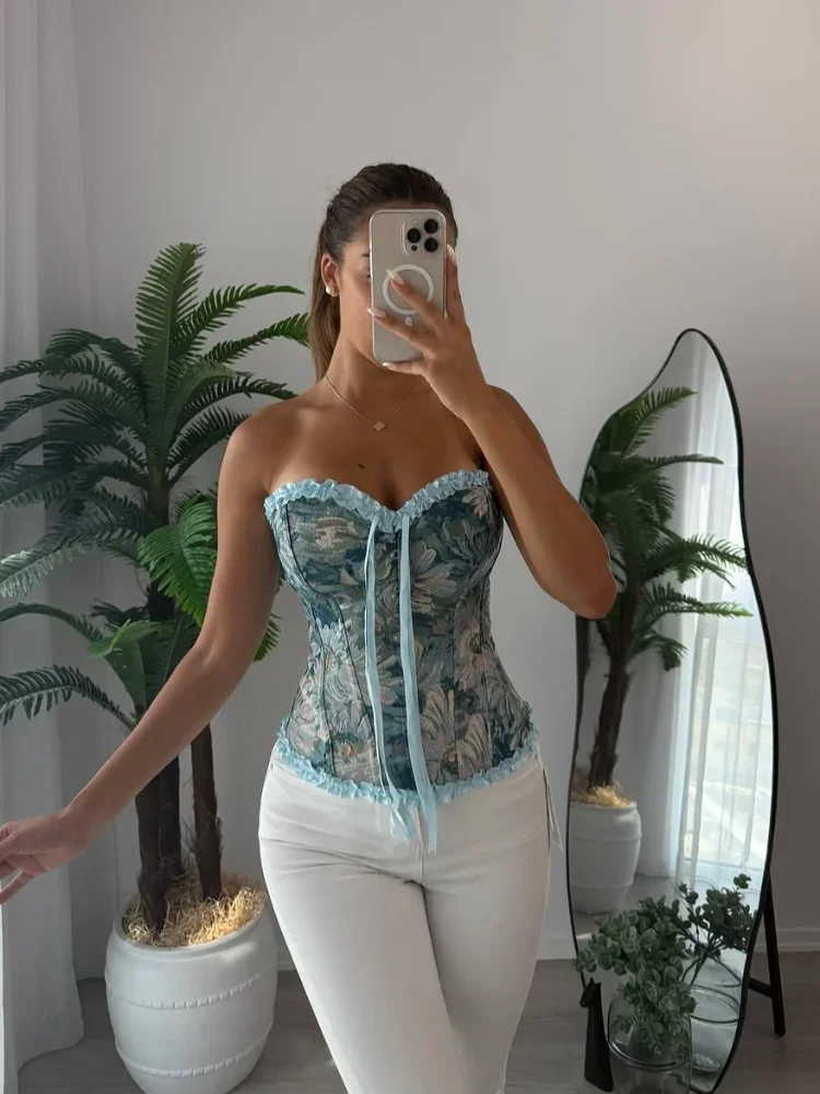 

Elegant Printed Embroidered Strapless Strap Top Women Sexy Lace Three Dimensional Tailored Tank Vest 2026 New Date Daily Blouse