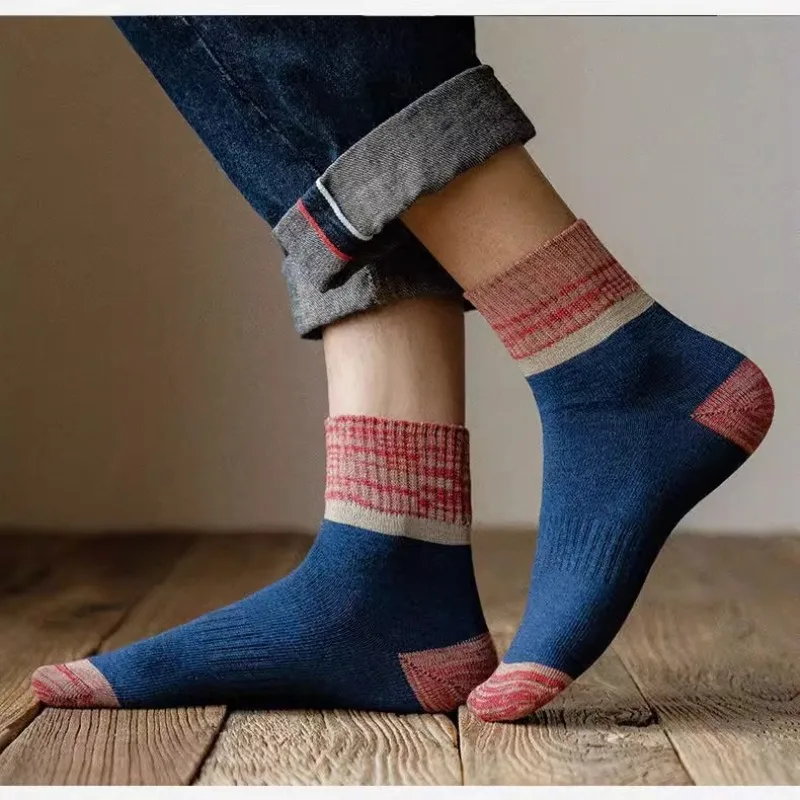 7 pares de meias masculinas primavera outono grossas tubo médio anti odor absorção de suor cor bloqueada antiderrapante desportivo simples meias casuais