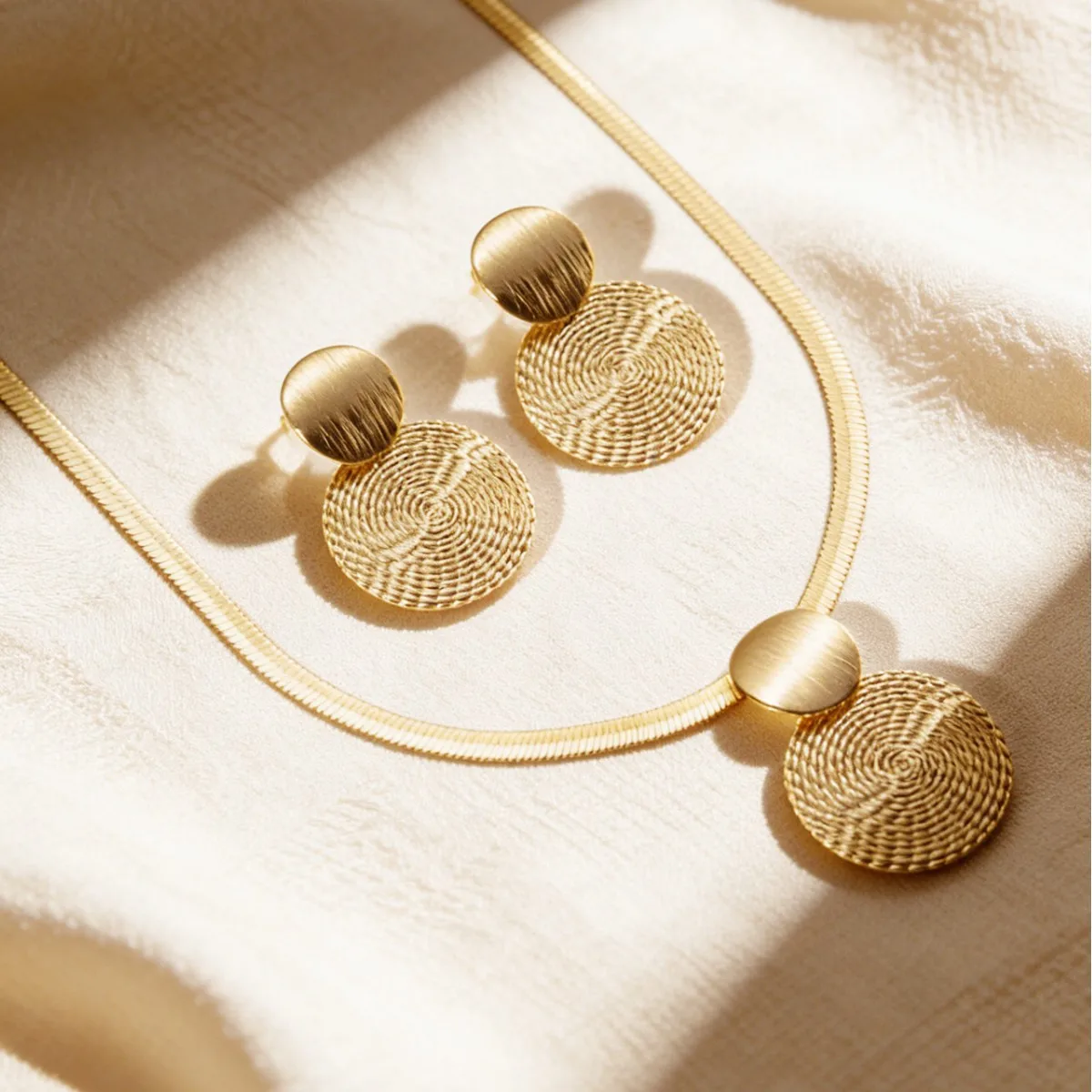 1 set of creative personalized geometric metal disc pendant necklace female exaggerated spiral pattern pendant collarbone chain