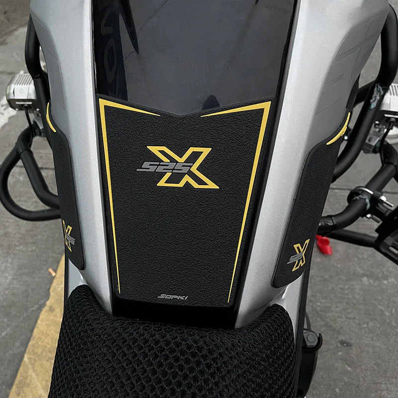 

FOR KOVE 525X 500X Montana XR5 Tekken 500 Adv Motorcycle 3M Anti Slip Tank Pad Stickers Pad Side Gas Knee Grip Protector Decal