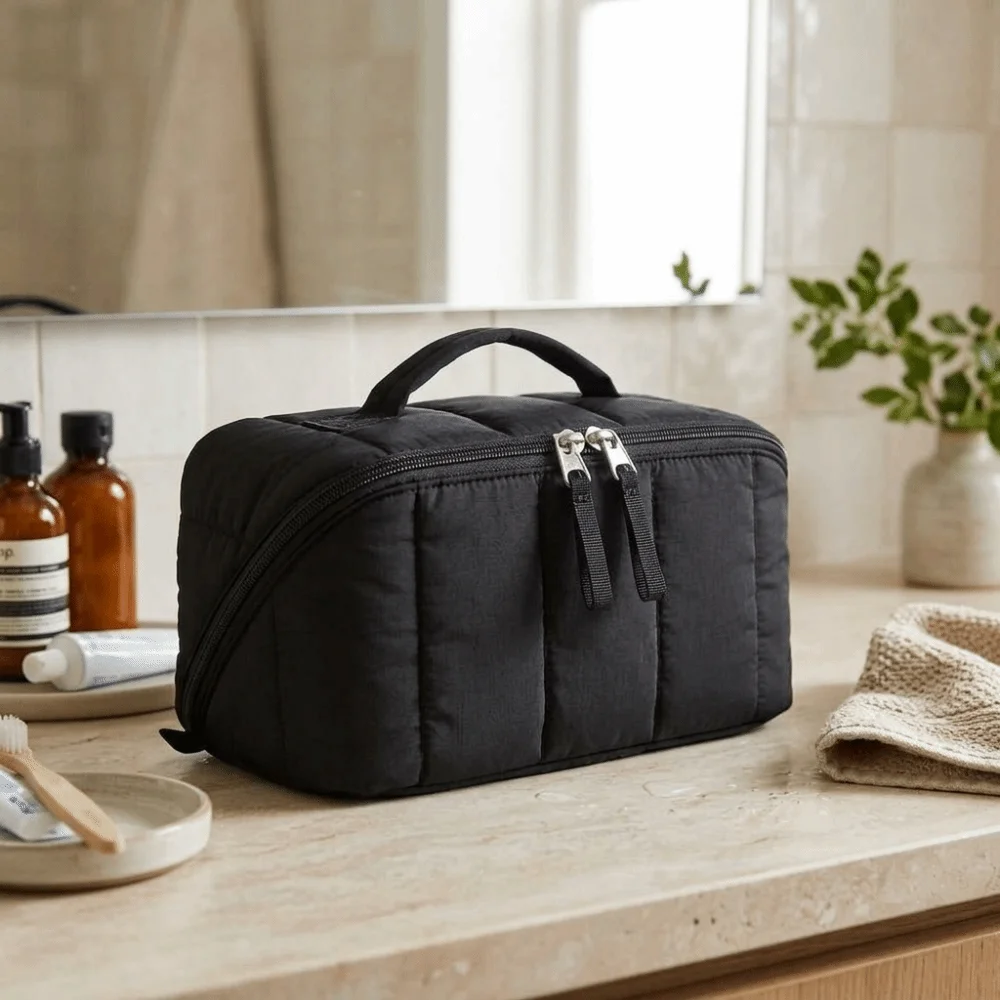Durable Water-resistant Puffy Padded Makeup Bag Large Capacity Handheld Toiletry Bag Open Flat Portable Cosmetic Case Women