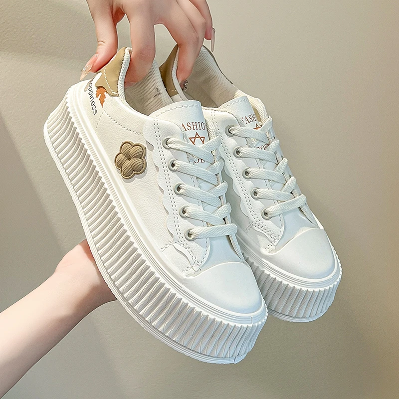 White Lace Up Sneakers for Women Leather Casual Sports Tennis Female Comfortable Running Shoes Elegant Chunky Sneaker 2024 New