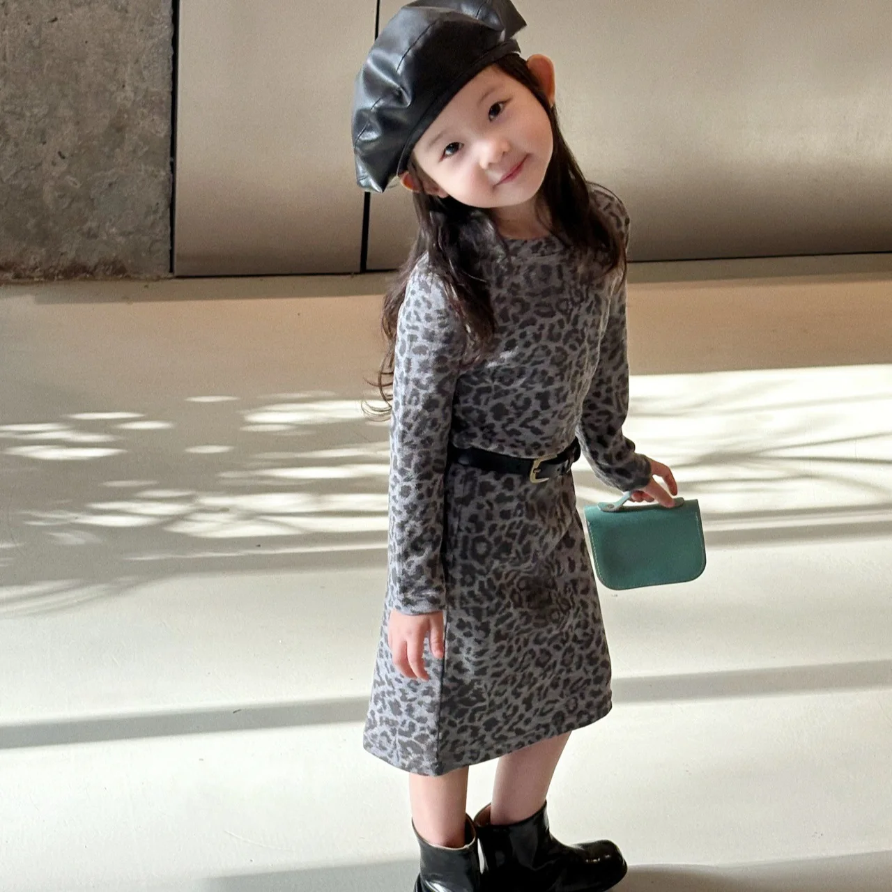 

Girls Dress 2025 Autumn New Korean Version Medium Long Leopard Print Elastic Fashion Long Skirt for Daily Wear