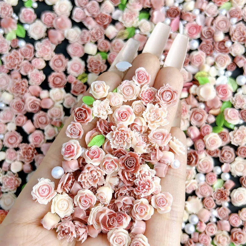 50 pezzi di ciondoli per unghie con fiori di rosa misti casuali, farfalla in resina, perle, decorazioni per unghie, accessori in cristallo fai da te, strass artigianali