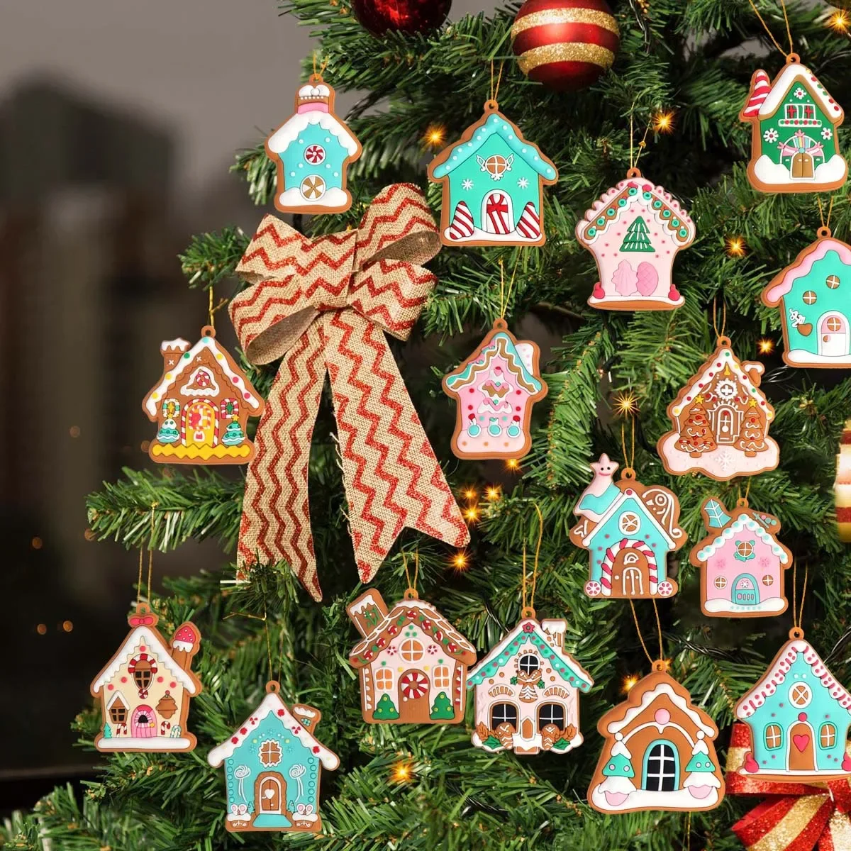 16PCS Cartoon Christmas Cottage ciondolo albero di natale ornamenti appesi Color caramella Gingerbread House decorazioni natalizie regali