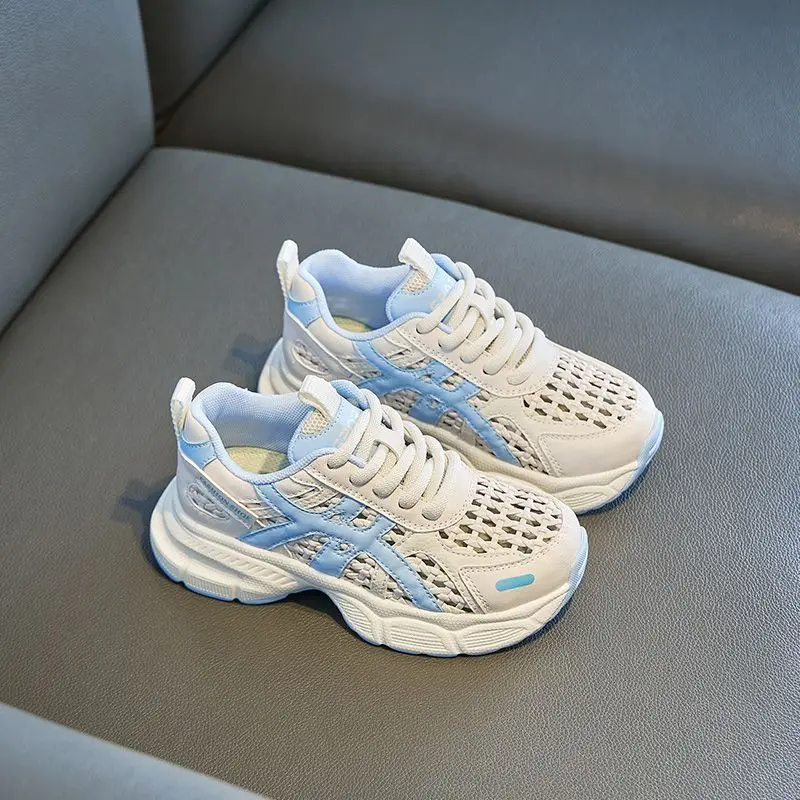 

Boys Summer Breathable Running Shoes Mesh Fabric Upper Soft Wearproof Sole Anti Skid Anti Kick Toe Outdoor Sneakers
