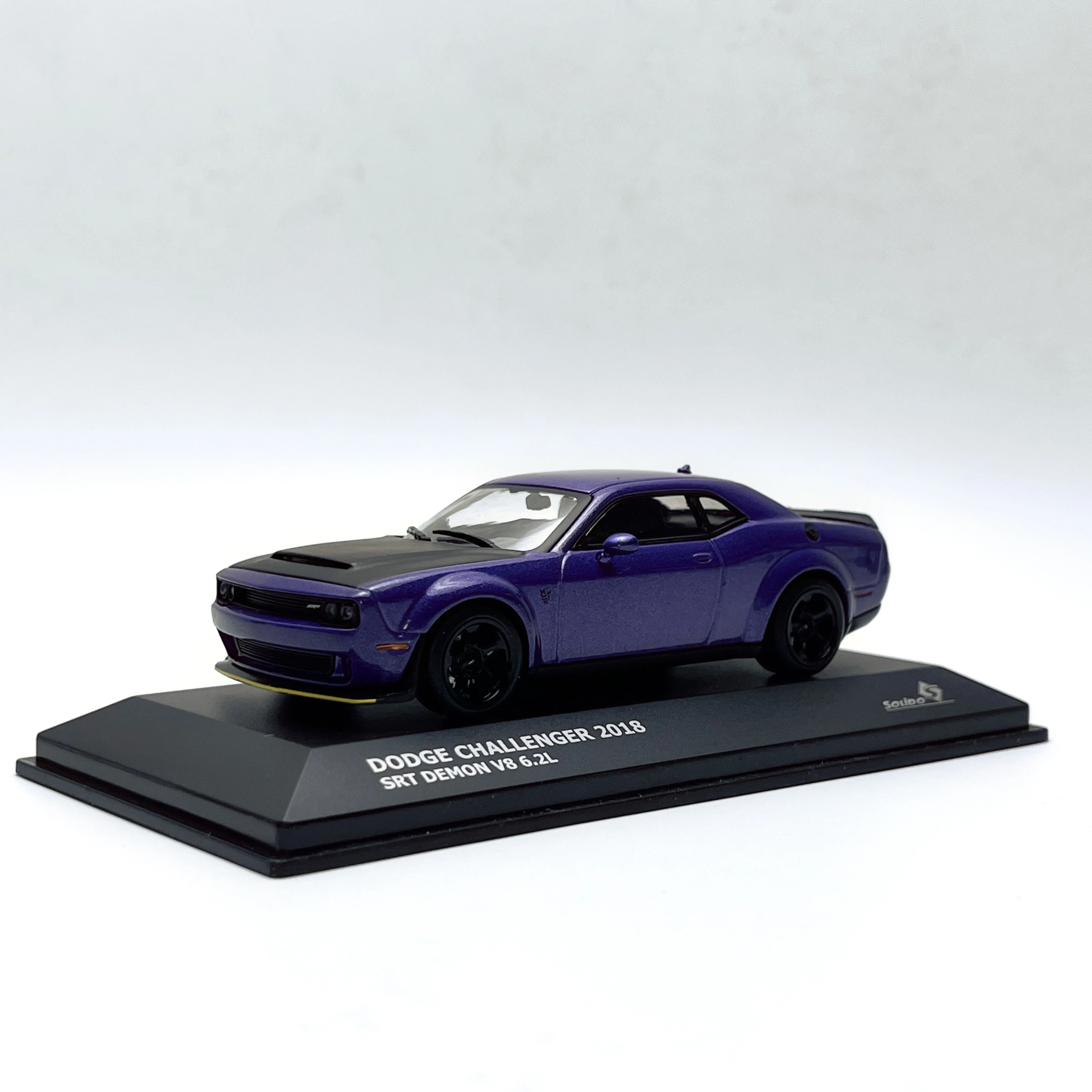 

Diecast 1/43 Scale Solido Challenger Hellcat SRT Simulation Alloy Car Model Collection Toy Gift Display Ornament
