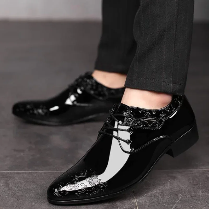 Zapatos de negocios informales para hombre, calzado Formal de charol negro con cordones, Oxford, para boda, fiesta y oficina