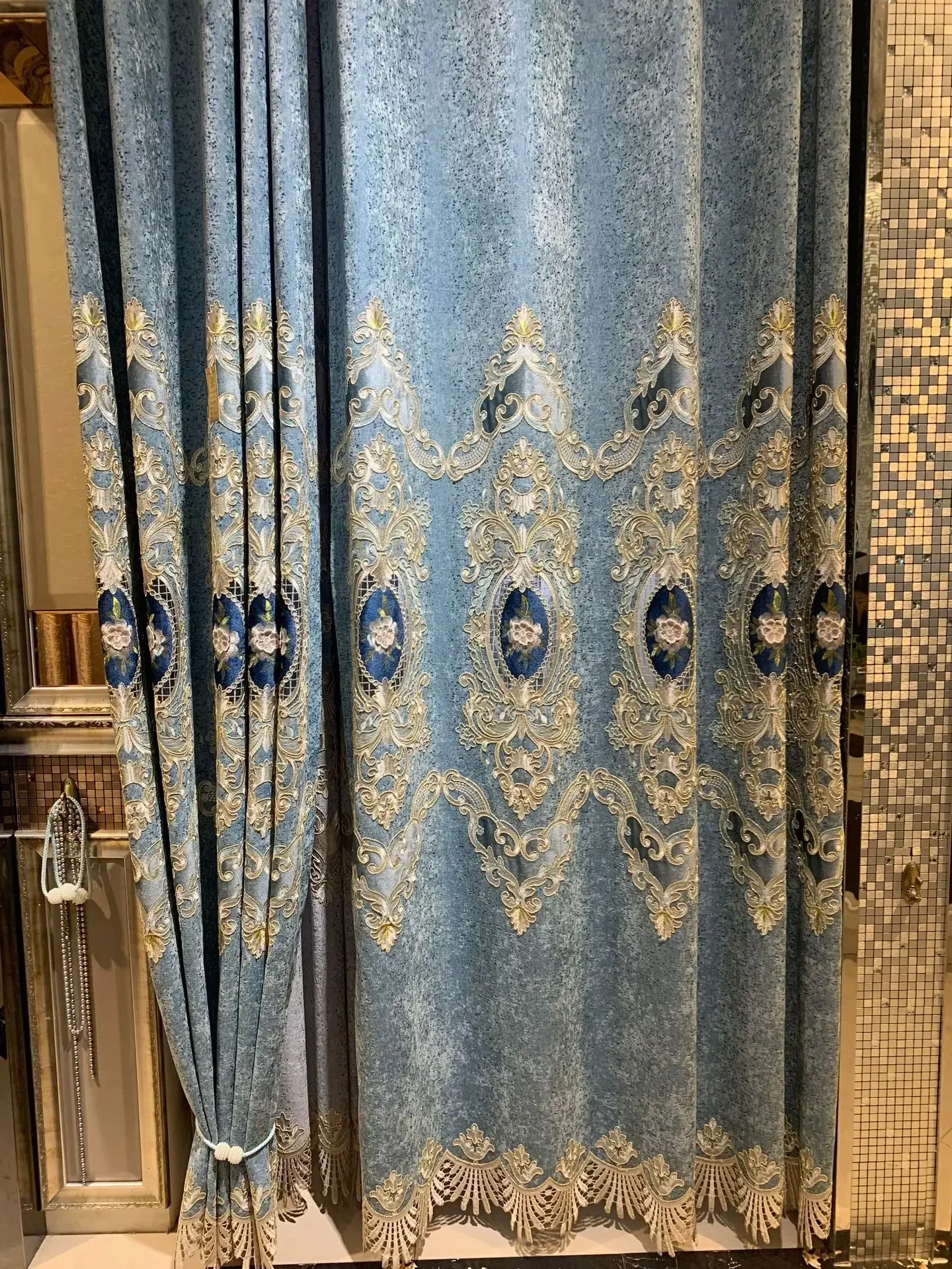 European-style High-end Hollow Water-soluble Embroidered Blackout Curtains for Living Room and Bedroom Custom Embroidered Yarn