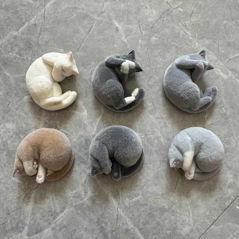 Twisted, Round, Flocked in The Palm, Sleeping Cat, Curled Sleeping Gray Cat Cute Simulation Ornament