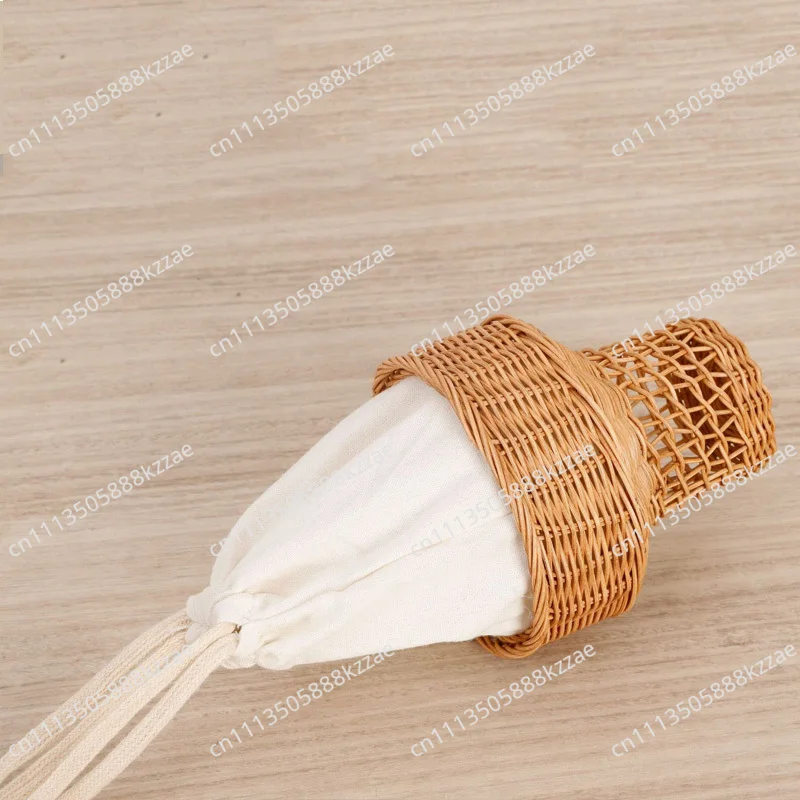 Small Ice Cream Shaped Handbag Rattan Woven Bag Shooting Prop Torch Diagonal Hollow Wicker Handmade Crossbody Bag Storge Box