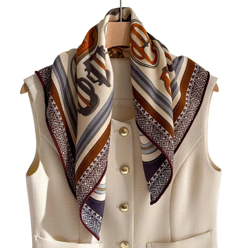 Modischer Schal aus 70 % Wolle, 30 % echter Seide für Damen, Bandana, quadratische Schals, Wickeltuch, Maulbeerstrand, hochwertiger Hijab-Foulard