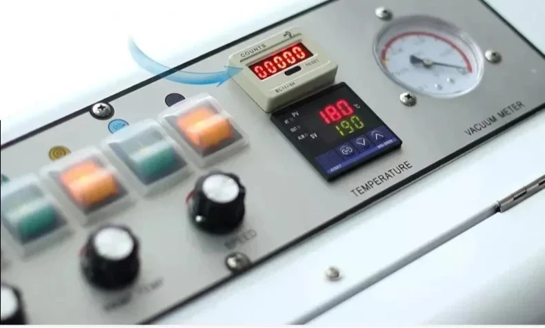 

LF1080 fully automatic continuous vacuum sealing equipment, flushing and inflating sealing machine