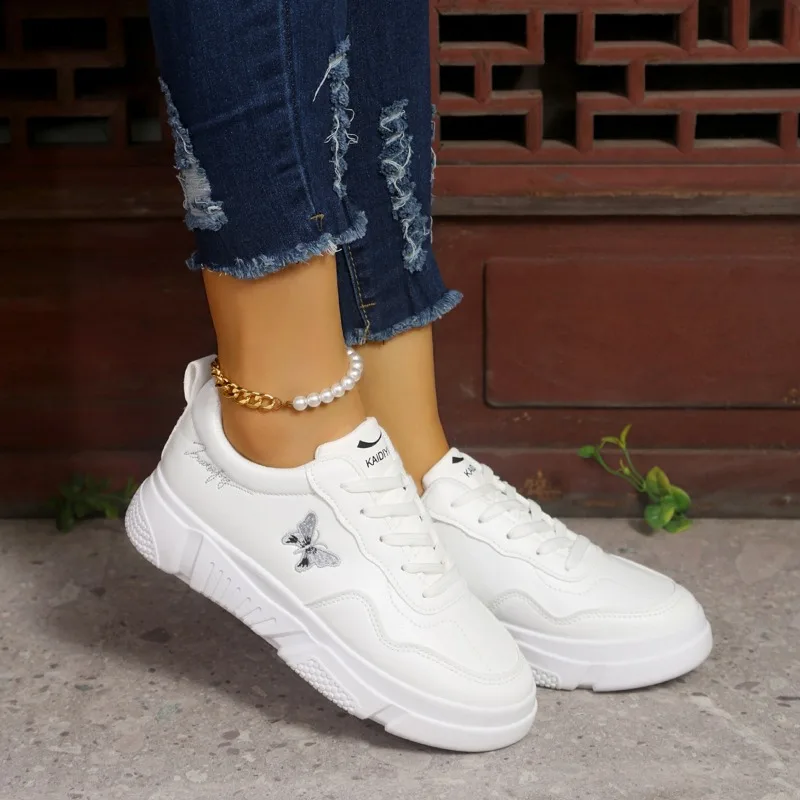 2024 Women Spring Autumn Fashion White Breathable Embroidered Flower Lace-Up Casual Sneakers Zapatos De Mujer platform shoes