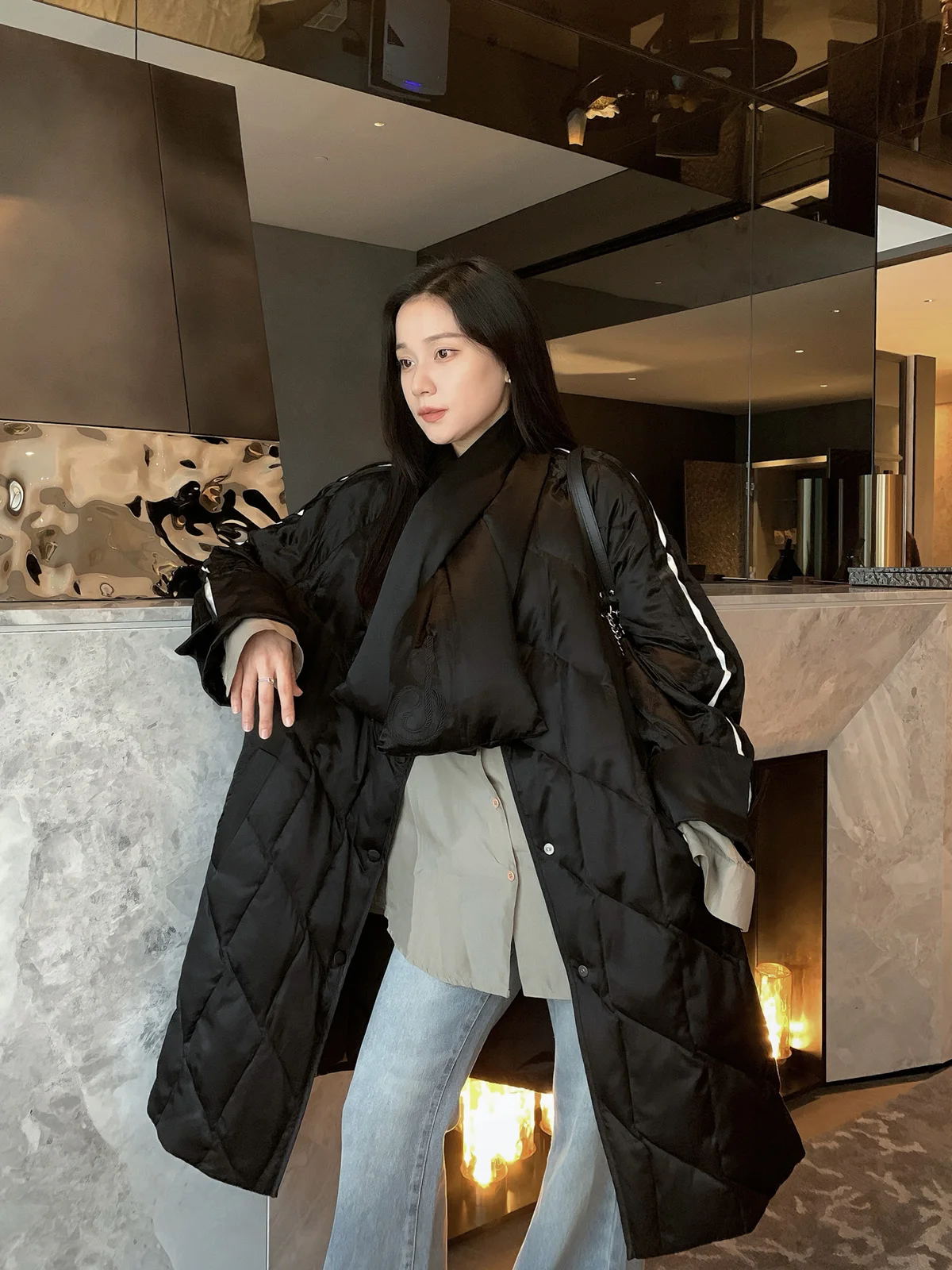 

Шелковая куртка с гусиным пухом для женщин, легкая, с узором, верхняя одежда, зимняя новинка ZEEONE DIARY