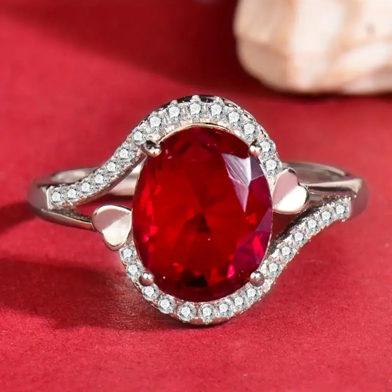 Huitan Cross Design Eleganter Ring für Damen, silberfarben, luxuriös, für Hochzeit, Verlobung, eingelegt mit rotem CZ, Versprechen, Accessoires, Schmuck