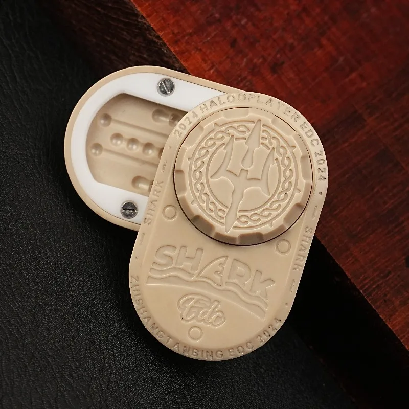 HALOOPLAYER Sea Shark Rhythm EDC Direct Push Rotating PEEK
