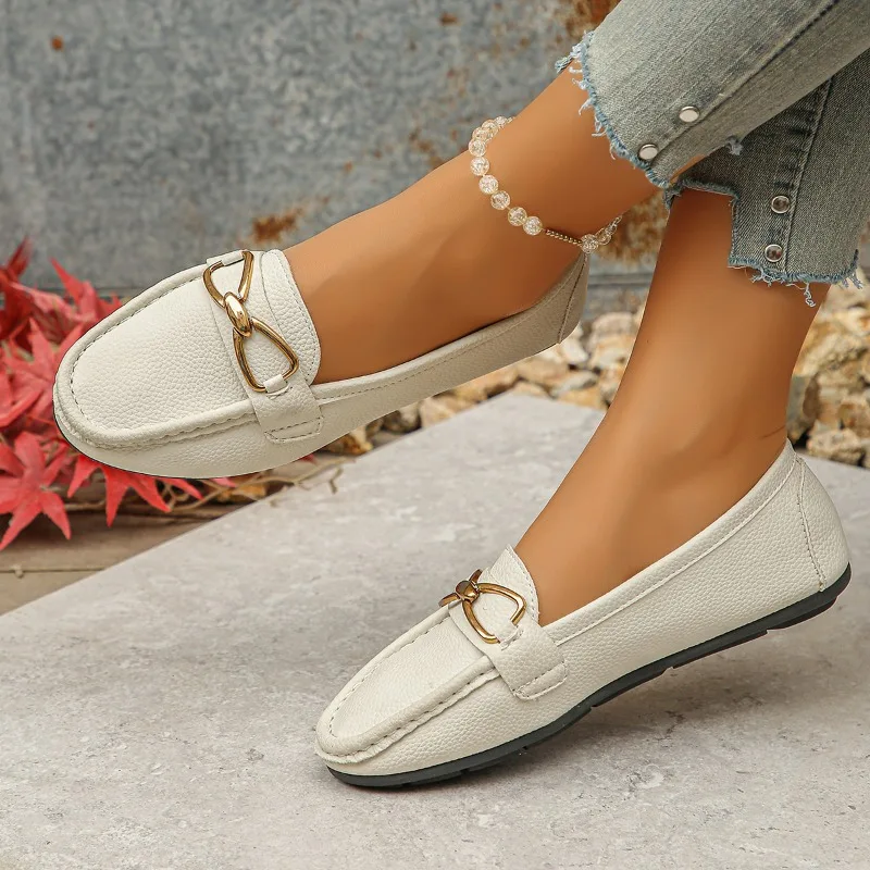 Women's Fashion Flat Shoes Autumn New Round Head in The Buckle Metal Buckle Soft Sole Anti-slip Wear-resistant Low Top Shoes