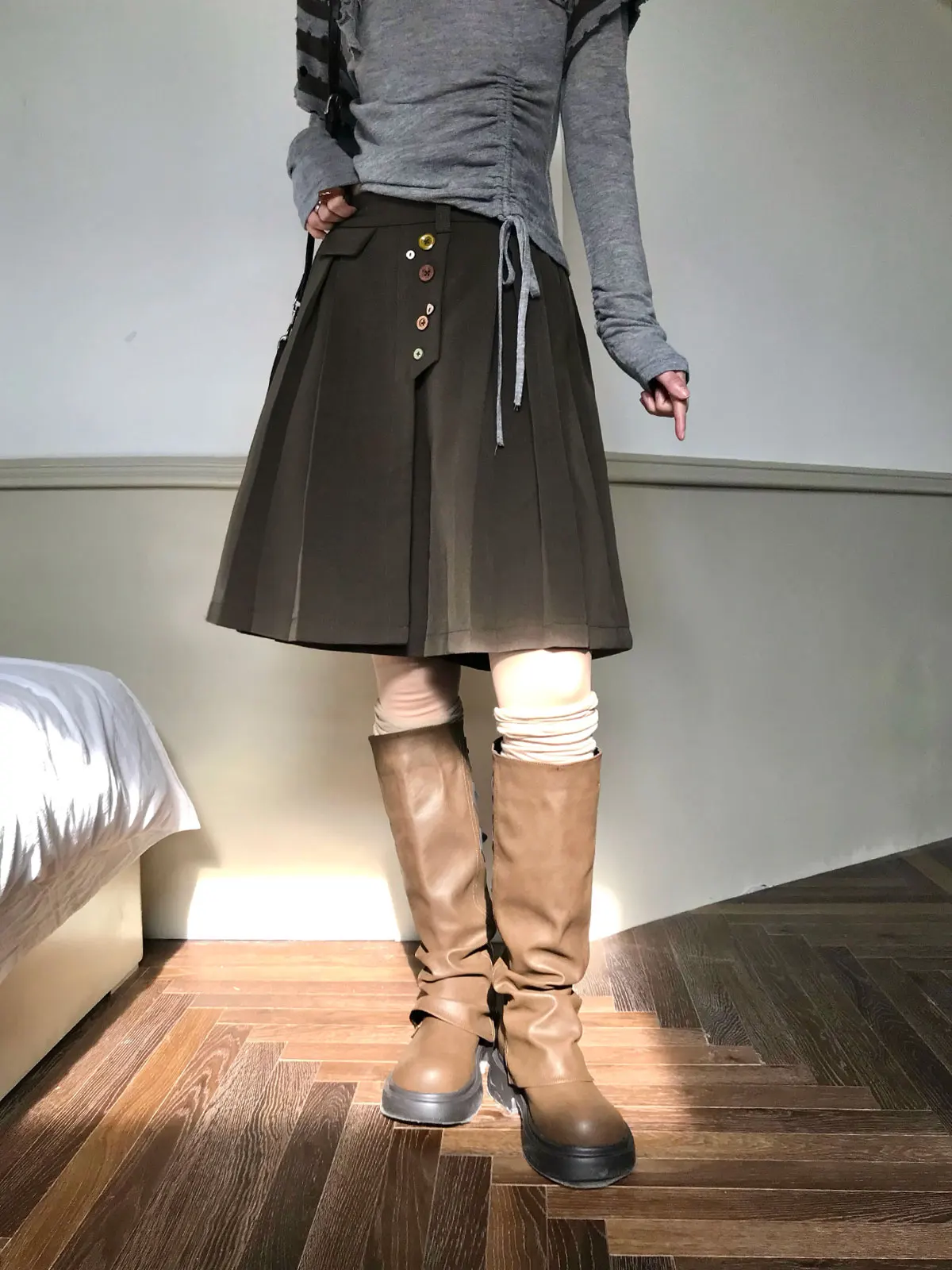 

Casual Straight Leg Mid-Length Pants Women's Slimming Versatile plus Size Pleated Skirt Pants Original Design Big Mouth Eat C...