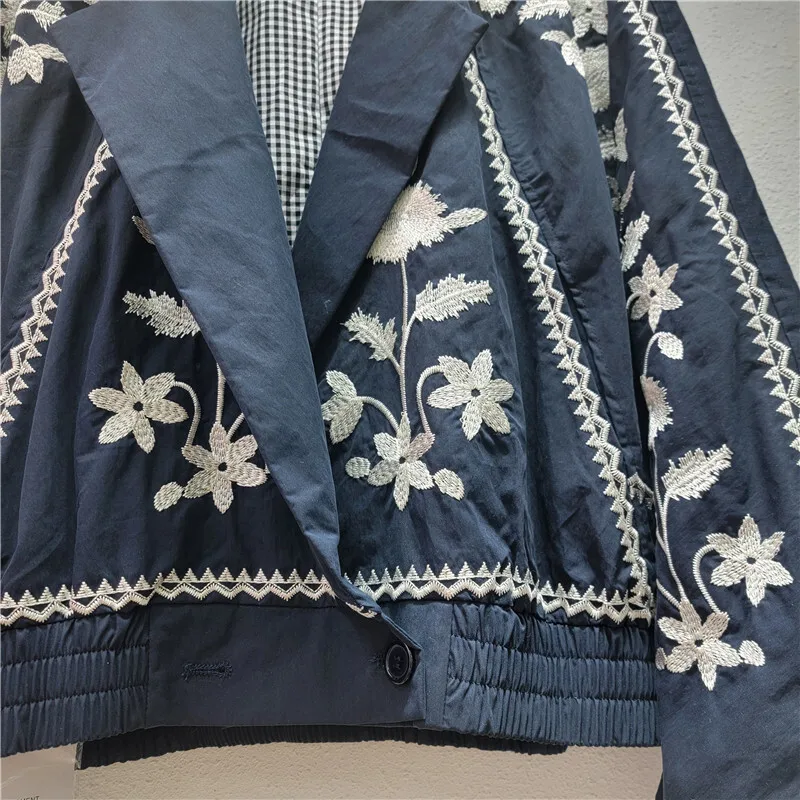 ANJY 2025 Herbst Neue Frauen Französisch Nische Ethnischen Stil Schwere Stickerei Kurze Jacke Mode Elegante Vielseitige Casual Mäntel A12214