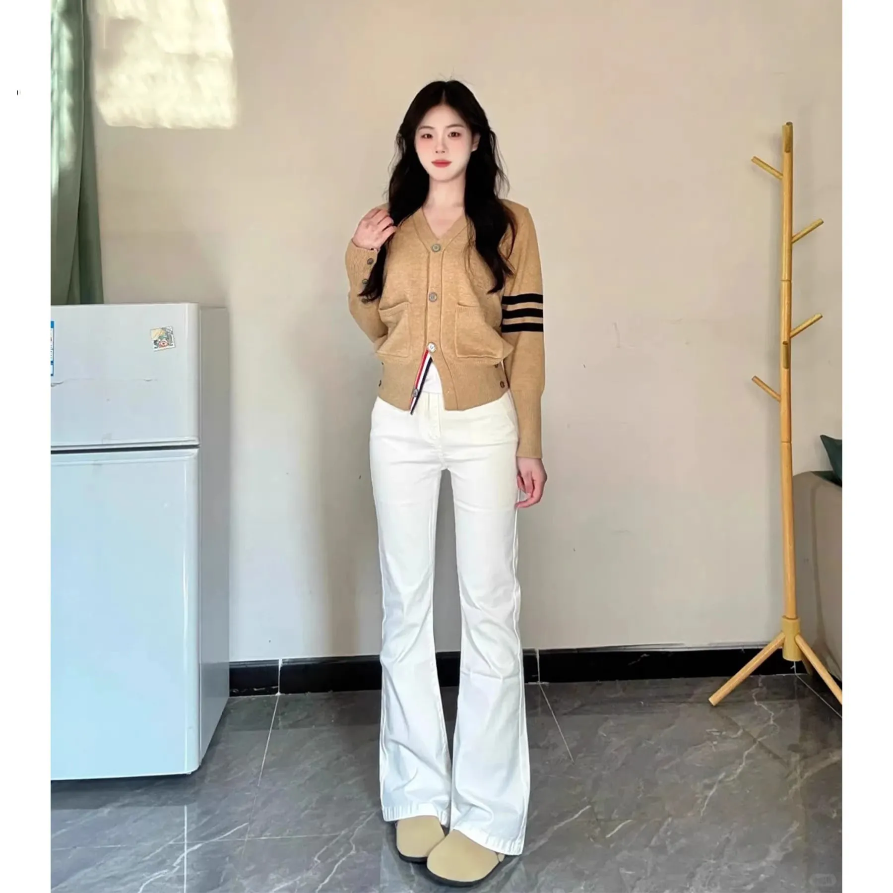 

White American High Waist Stretchy Micro Flared Denim Jeans Women's Spring Model Slimming Drapey Floor-Length Hoof Pants