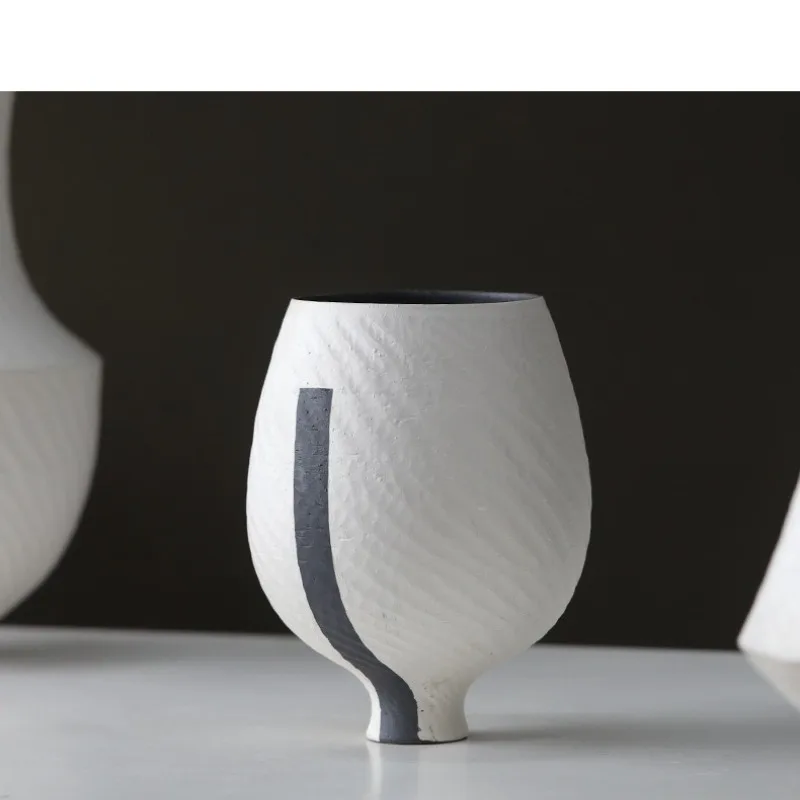 Echte Vase aus kreativem Silber, grobe Keramik, Blumengefäße, Wohnzimmer, weiche Dekoration, Schmuck