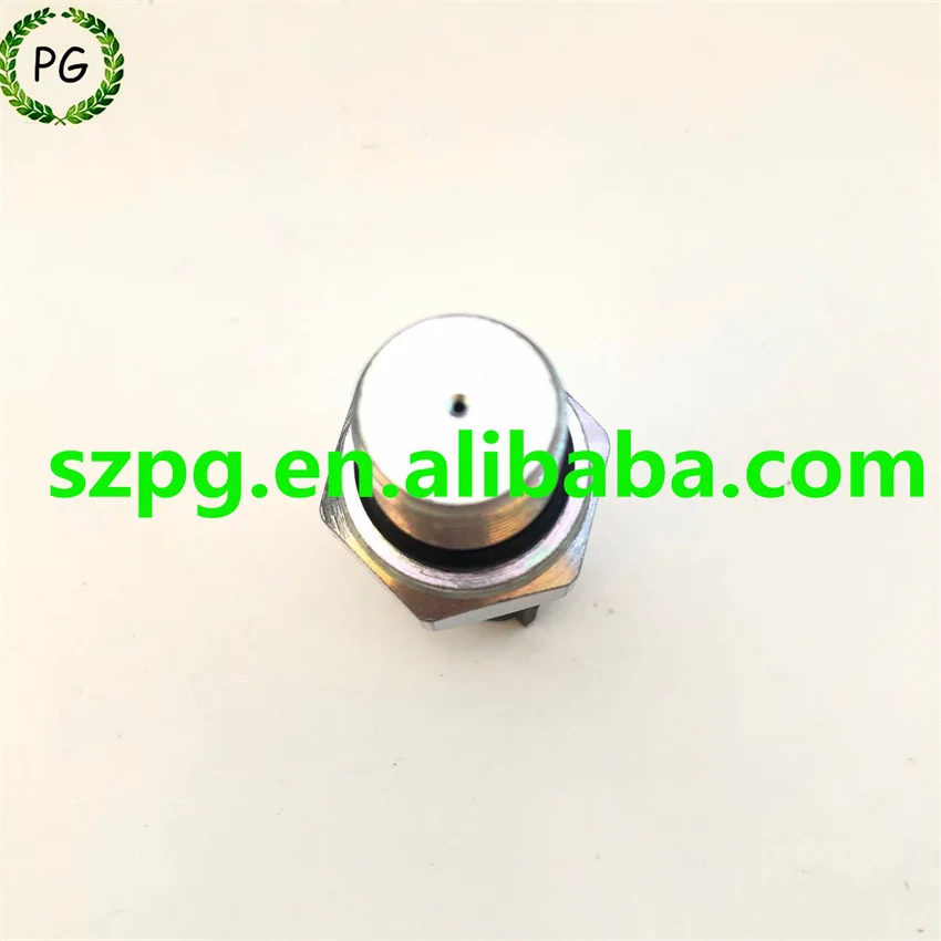 9236828 KM25-E32 Oil Pressure Sensor Fit for SANY Excavator