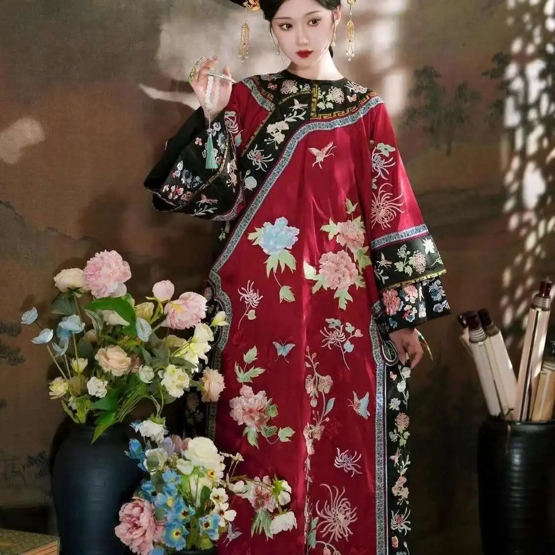 النمط التقليدي زي المرأة الطباعة سلالة تشينغ تشى زي خمر ابنة الإمبراطور تأثيري عباءة الملابس اللباس