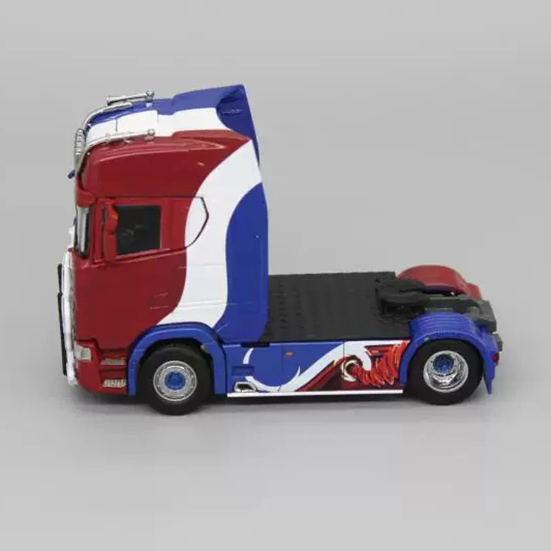 

GCD 1:64 S730 Heavy-duty Truck Tractor Alloy Car Model Adult Souvenir Gift Static Display