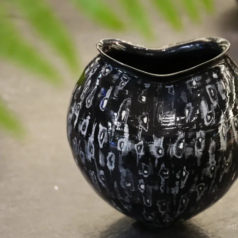 Medieval wabi-**** wind vase soft decoration hotel clubhouse exhibition hall ornament home living room porch table flower ware