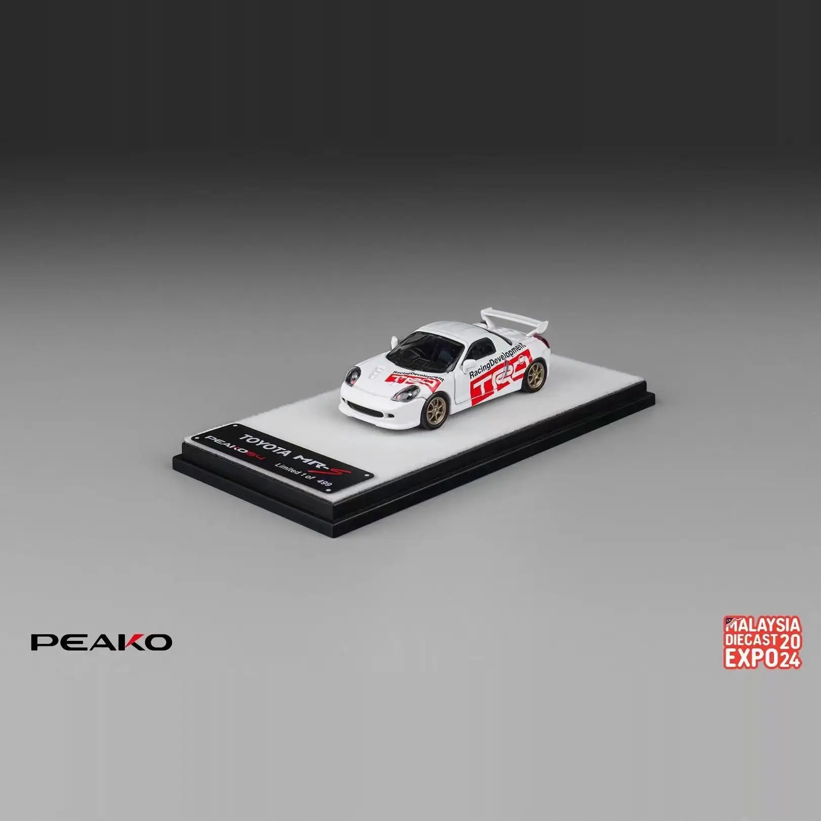 

1:64 MRS White TRD Малайзийская выставка модели автомобилей из литого под давлением сплава, предметы коллекционирования, украшения.