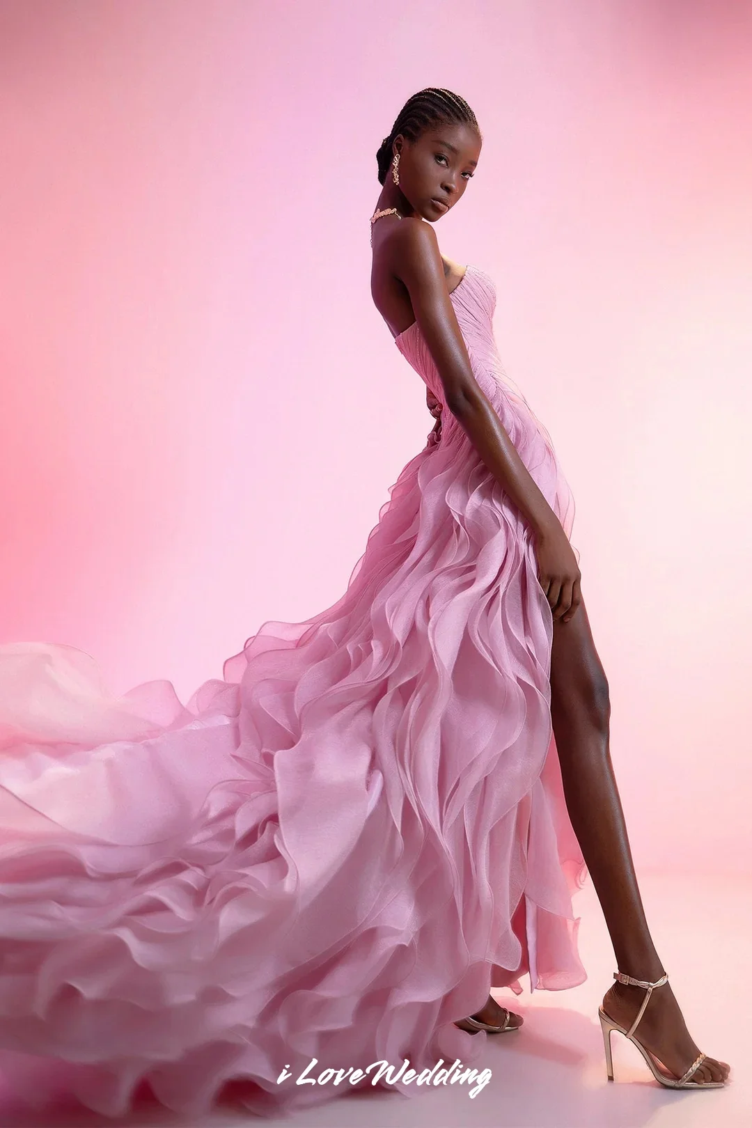 Różowa długa suknia wieczorowa 2025 Sweetheart bez rękawów plisowana linia A z rozcięciem do podłogi tren typu Sweep suknia dla gościa weselnego dostosowana