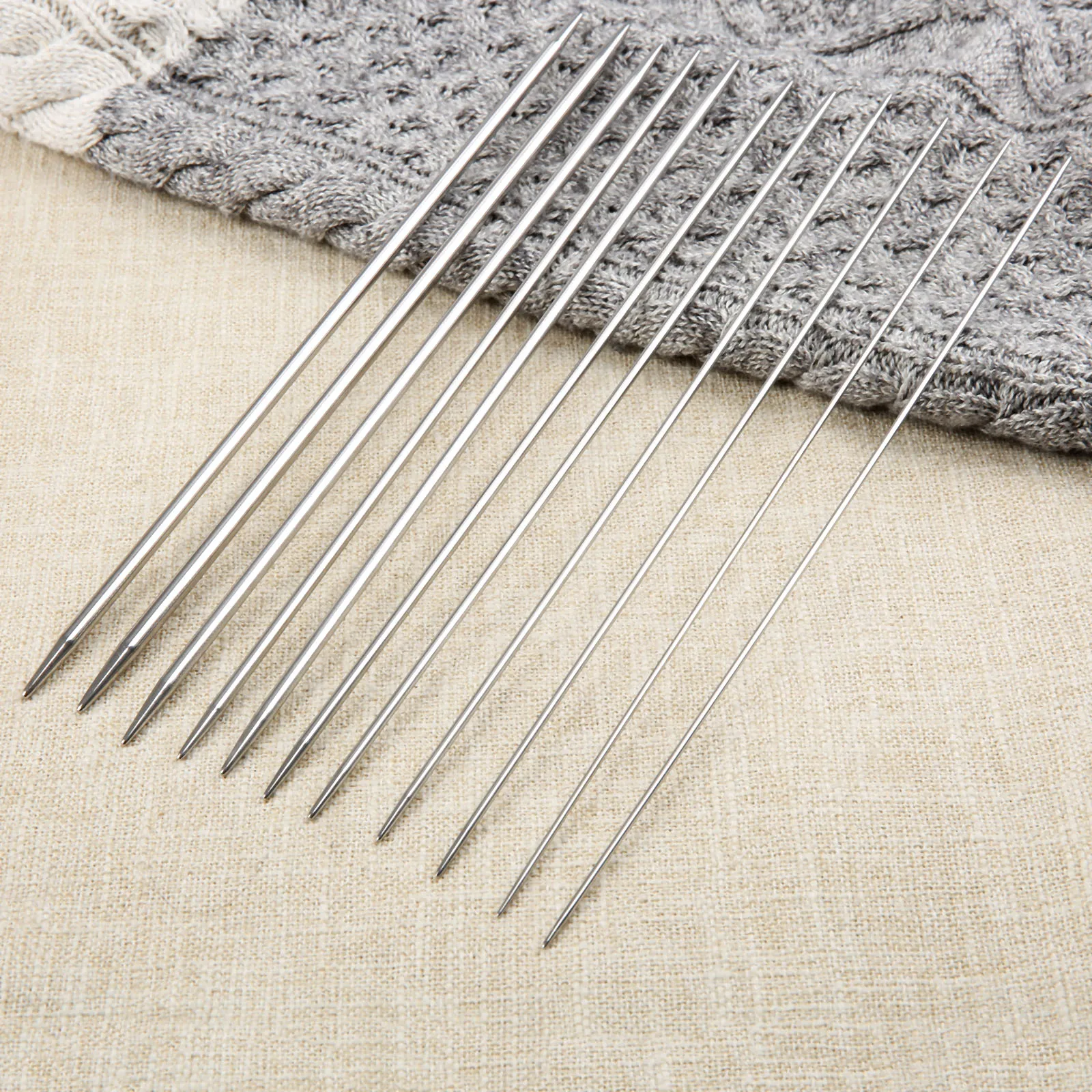 44pcs Knitting Needles Kit Stainless Steel 25cm/9.84inch 2-Pointed Knit Needles Silver 11sizes 1.5mm-5mm Dia Sewing Accessories