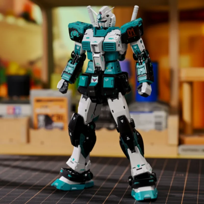 

Оригинальная сборная модель Gaogao 1/144 RG RX-78-2 2.0 в оригинальной расцветке, модная игрушка, украшение для рабочего стола, праздничный подарок-сюрприз