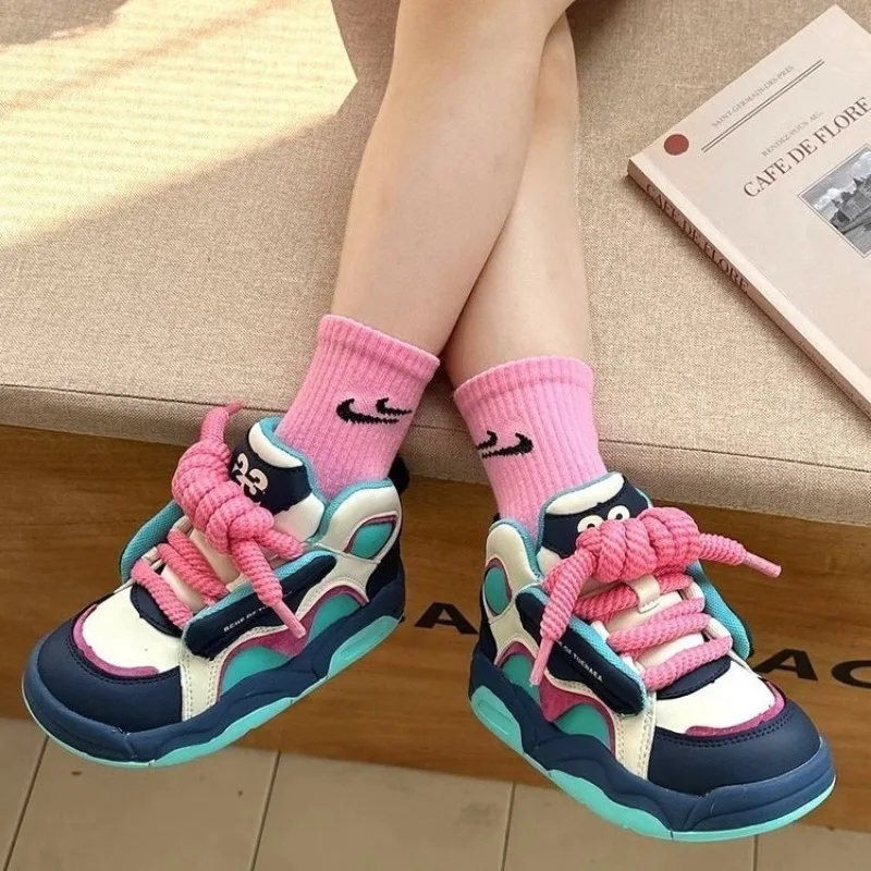 Sepatu kets anak perempuan Musim Semi dan Musim Gugur anak-anak baru 2024 Sneakers tinggi untuk anak-anak besar dan anak perempuan merek trendi roti jelek