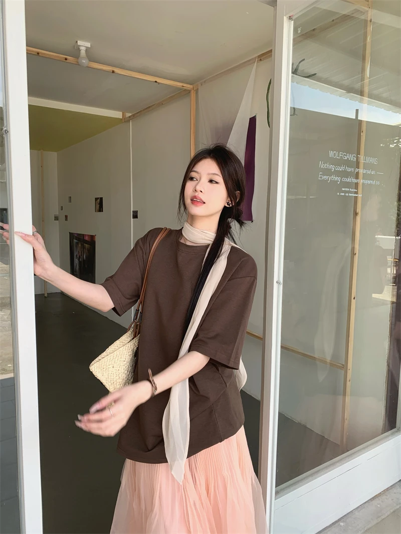 

Loose Fit Coffee Colored T-Shirt And Skirt Set Women's Summer Fashion Outfit Short Sleeve Belted Top And High Waist Skirt