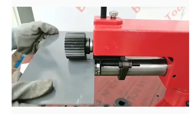 6 sets of standard molds are easy to operate RM08 hand-cranked small reel machine industrial ball machine metal rotation