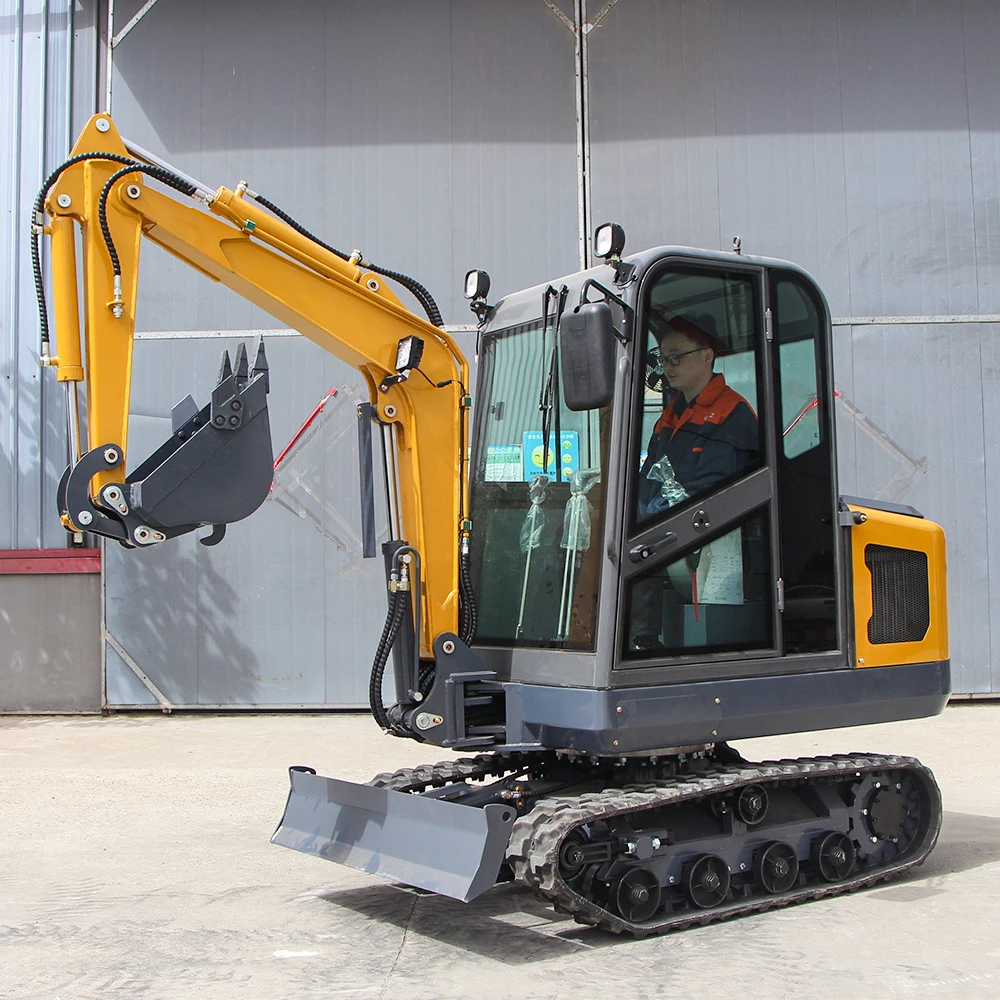 กําหนดเองราคาถูก 2.5 ตันรถขุดขนาดเล็กดีเซลพร้อมสิ่งที่แนบมาขุดตีนตะขาบสําหรับรถขุดไฮดรอลิกในสวน