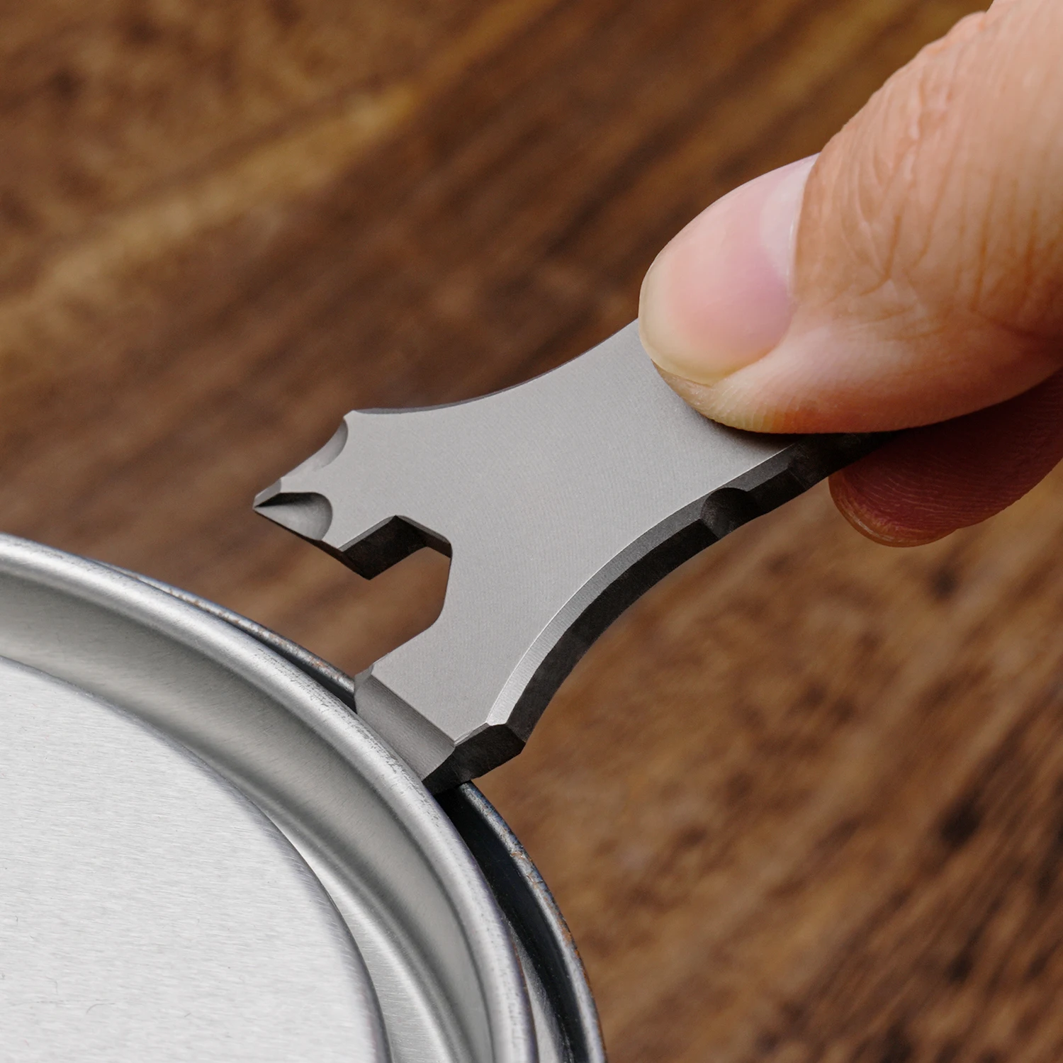 Titanium alloy EDC Pry Bar,multifunctional tool,Small screwdriver wrench, Mini Crowbar Keychain Tool for Everyday Carry