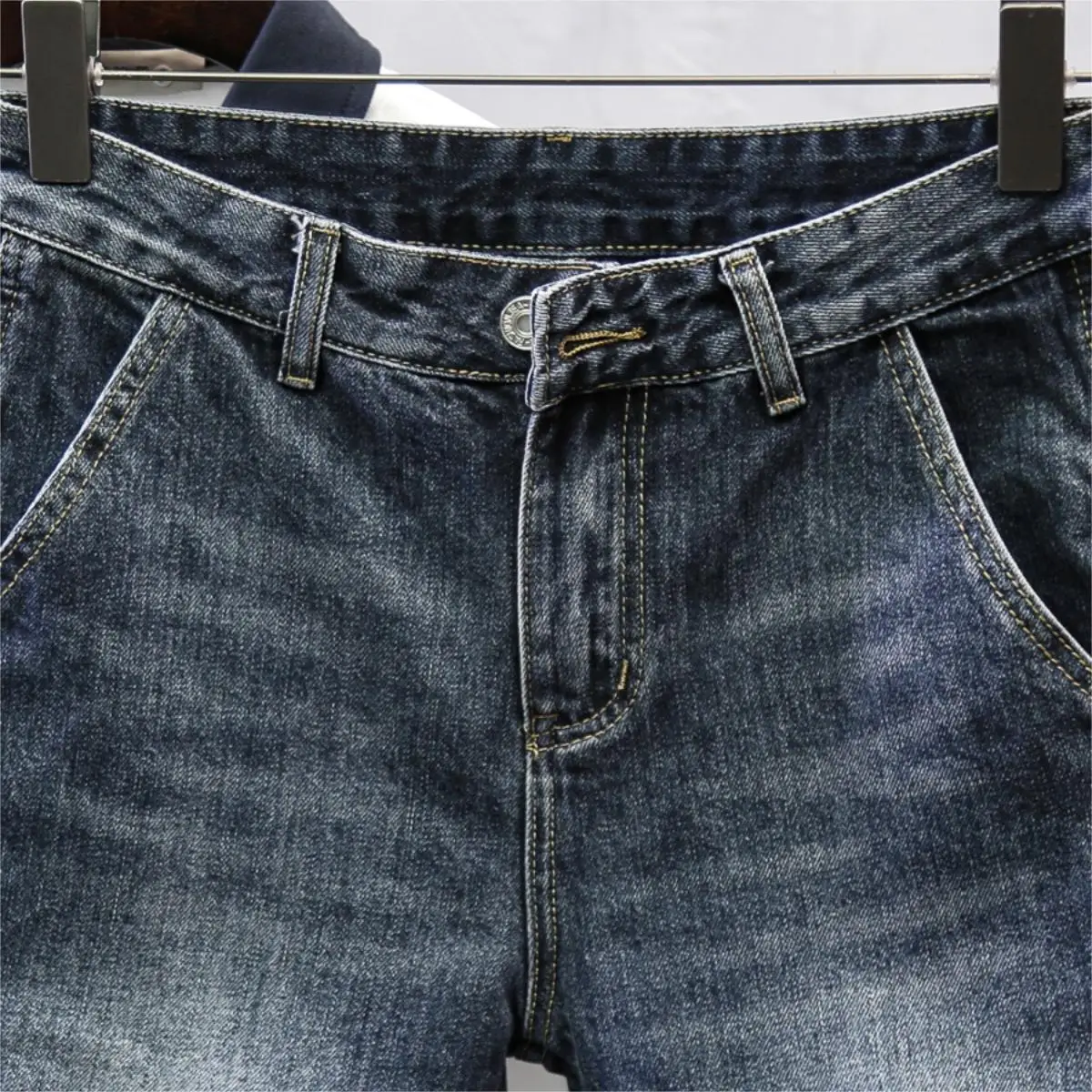 2025 ใหม่Denim Men's Slim-Fittingแฟชั่นรอยขีดข่วนกางเกงแบรนด์อินเทรนด์Heavyล้างห้าจุดกางเกงกางเกงยีนส์กางเกงขาสั้นสําหรับman