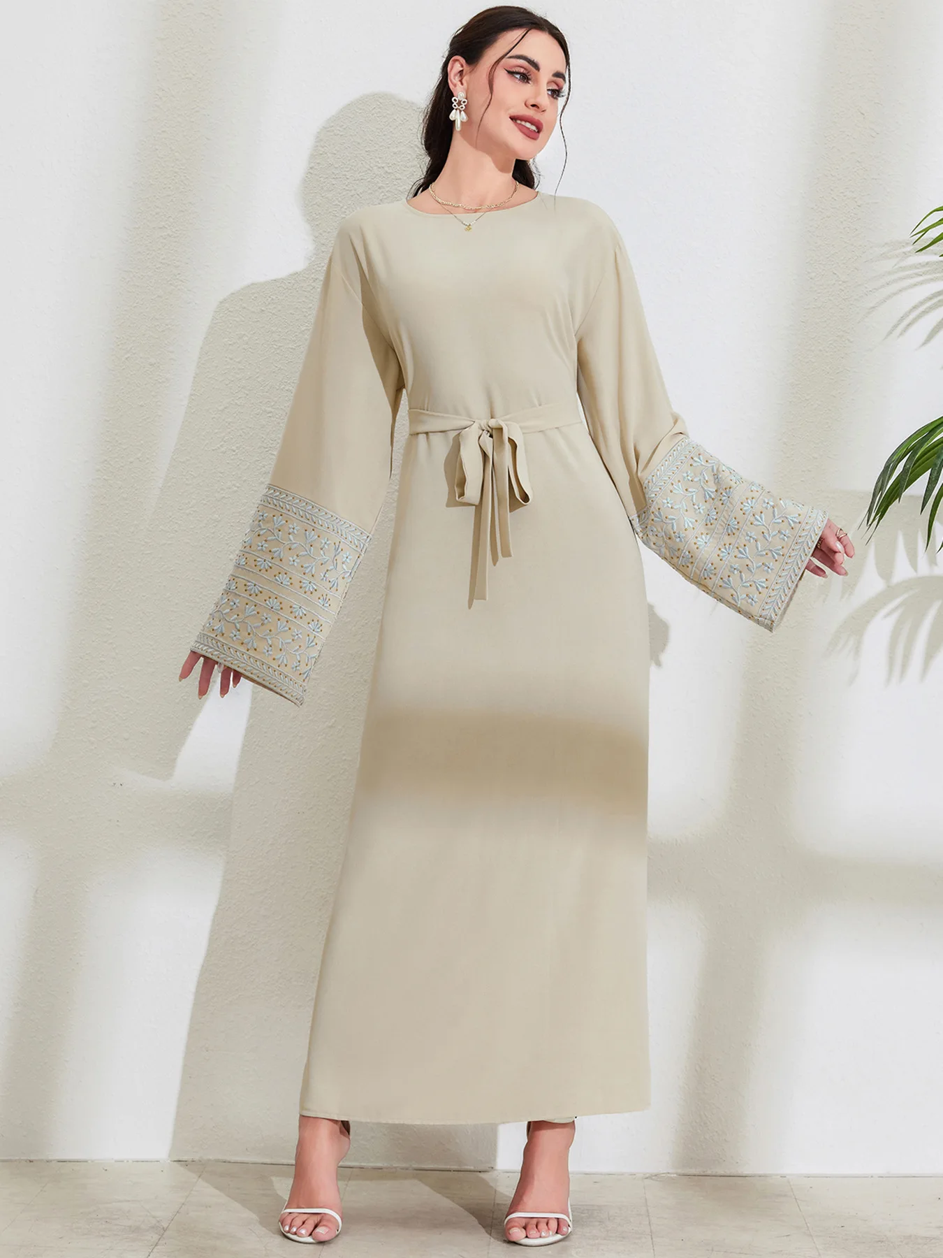 2024 Museum Fashion Elegant Cardigan Embroiled Belt Dress Pocket Robe