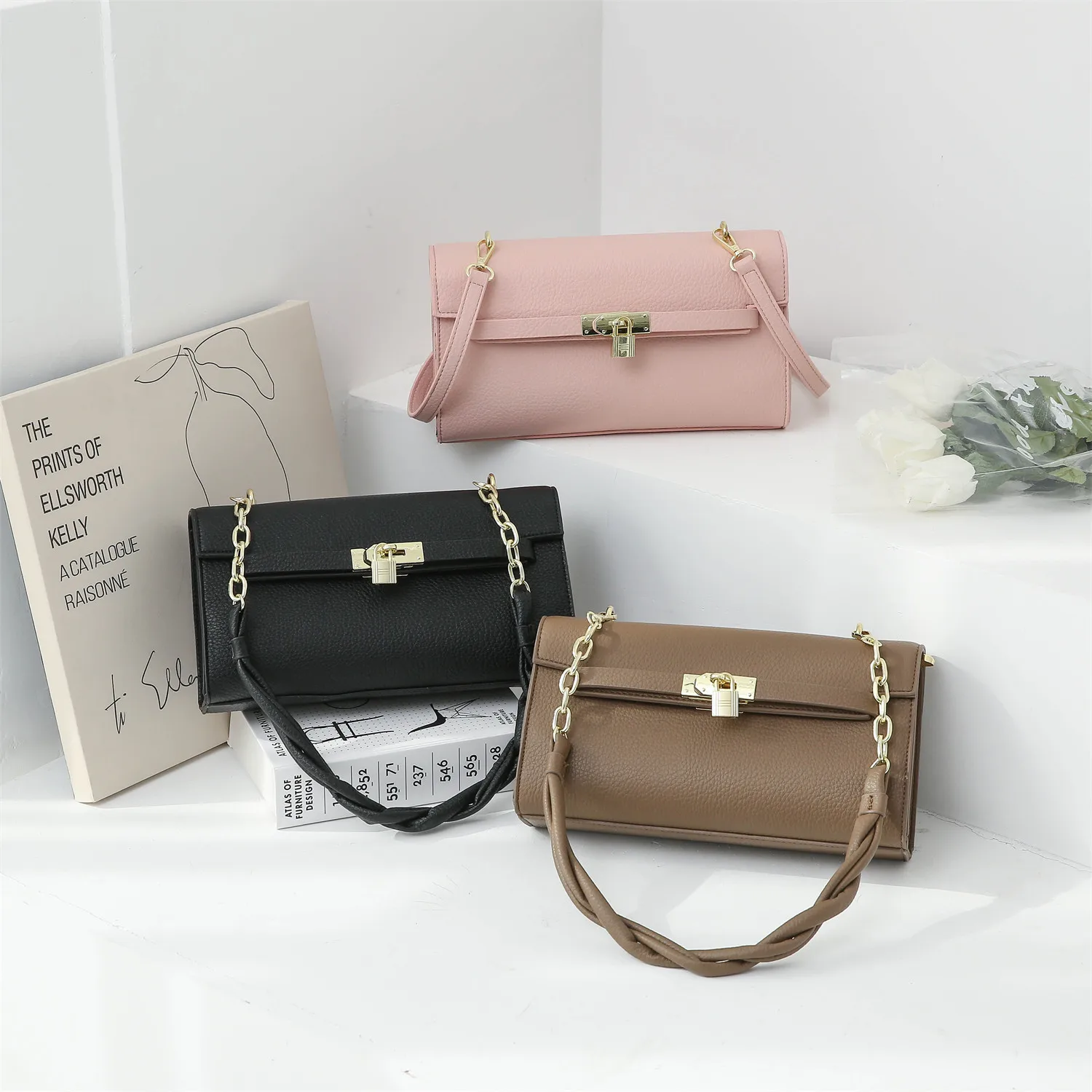 2023 New Niche Design Fashionable Rose Red Pink Anti-theft Small Square Bag Stitching Chain Shoulder Crossbody Bag