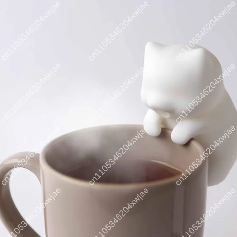 Automatic Drink Cooler 3-Minute Coffee Tea Chiller Portable Mini Blower with Cute Cat Tongue Design